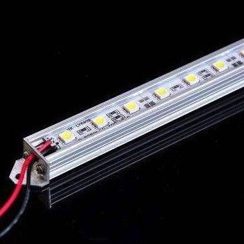 Έξοχος φωτεινότητας των άσπρων SMD 3528 οδηγήσεων ρόλος 60 5 μέτρων λουρίδων ελαφρύς LEDs/Μ DC12V/24V